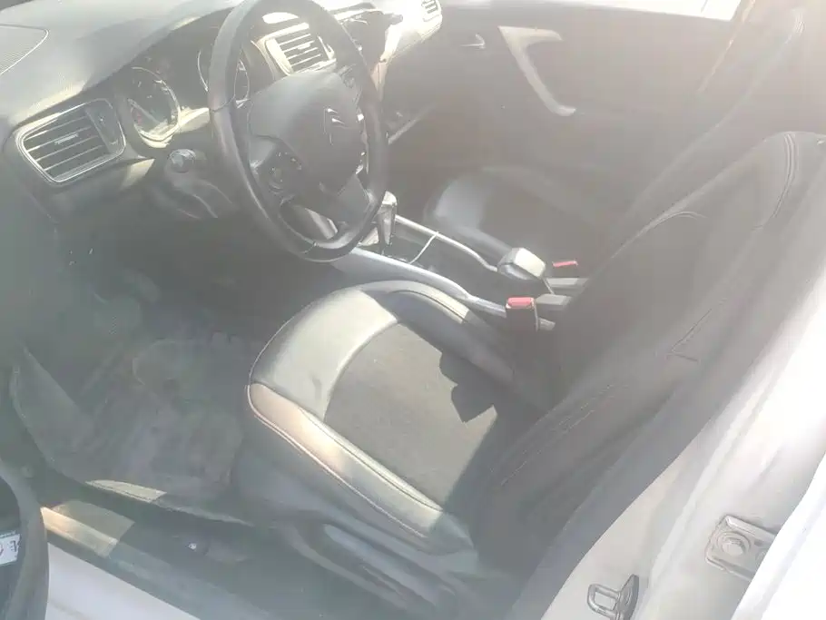 Citroen C3-XR — миниатюра 9