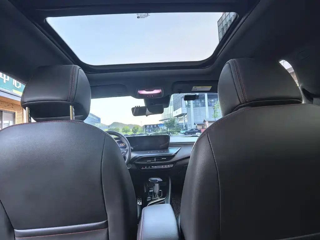 Buick Verano — миниатюра 6