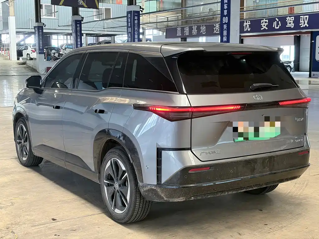 Toyota bZ3X — миниатюра 6