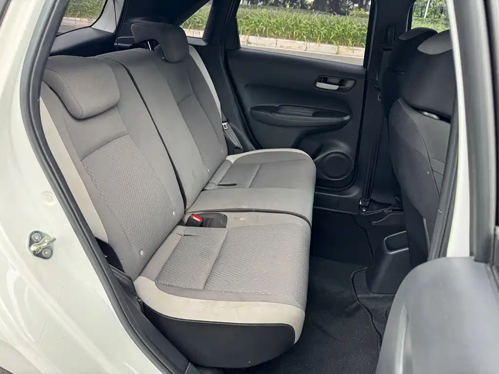 Honda Fit — миниатюра 13
