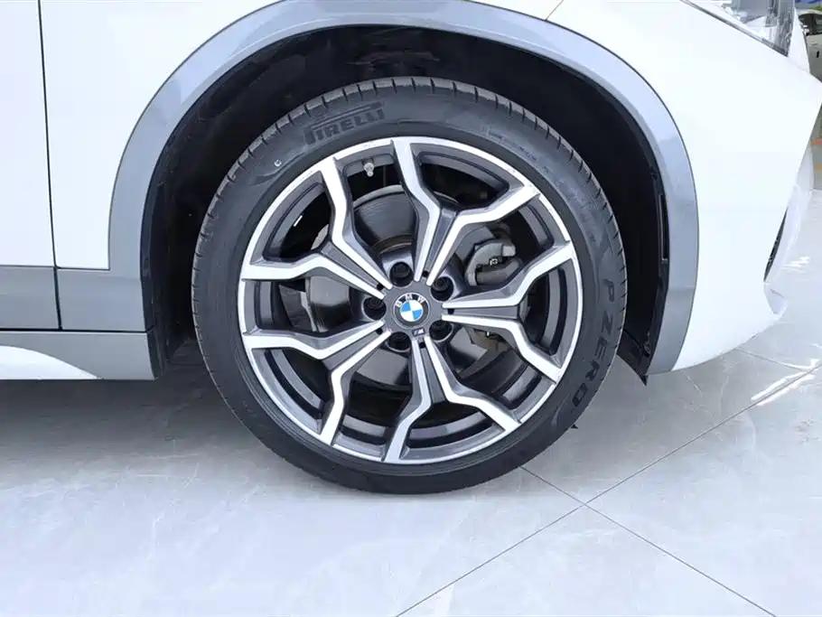 BMW X2 2021 sDrive25i Premium M