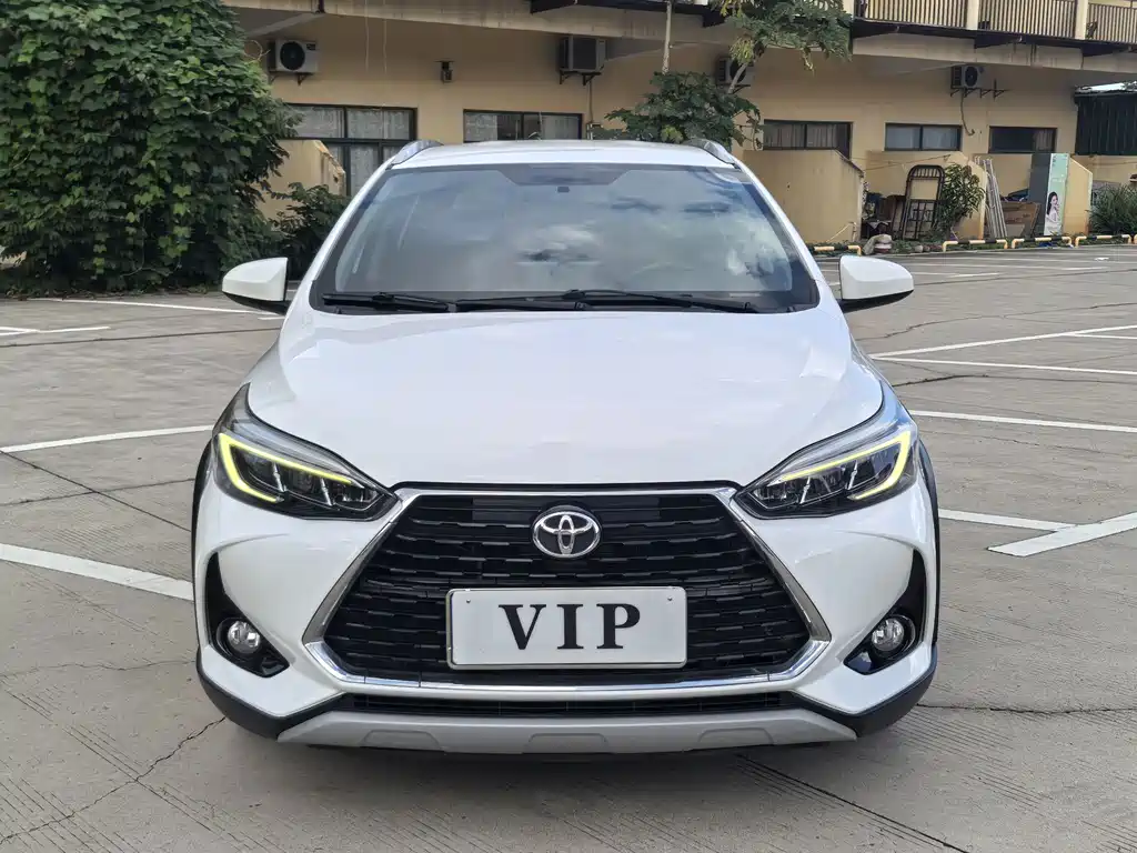 Toyota Yaris L — миниатюра 3