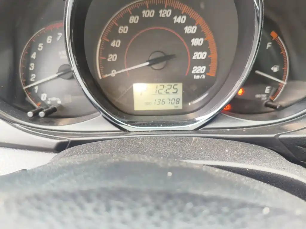 Toyota Yaris L — миниатюра 13