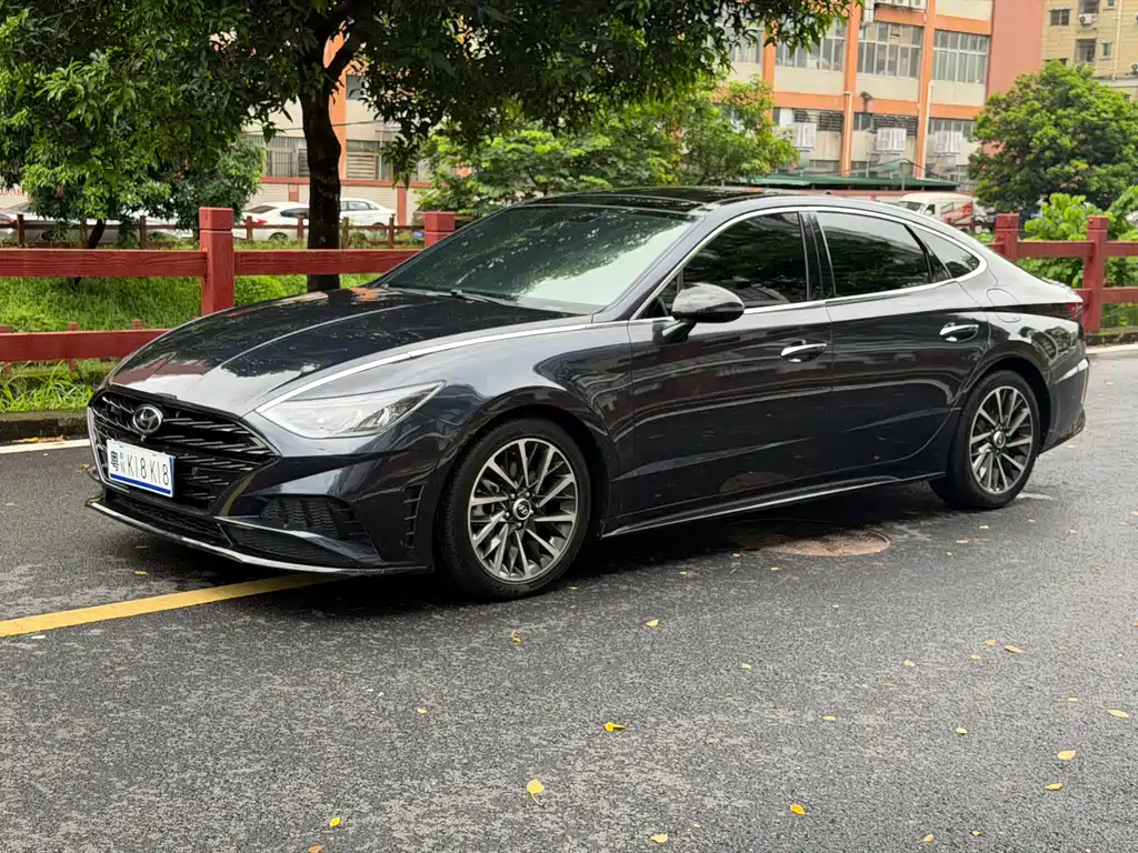 Hyundai Sonata — миниатюра 2