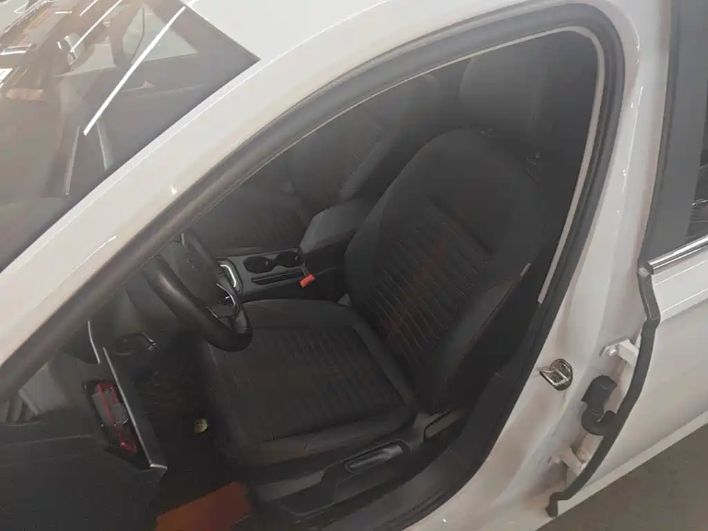 Volkswagen Lavida — миниатюра 15