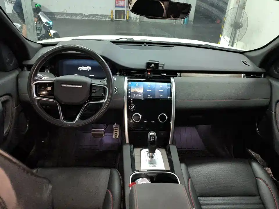 Land Rover Discovery Sport — миниатюра 4