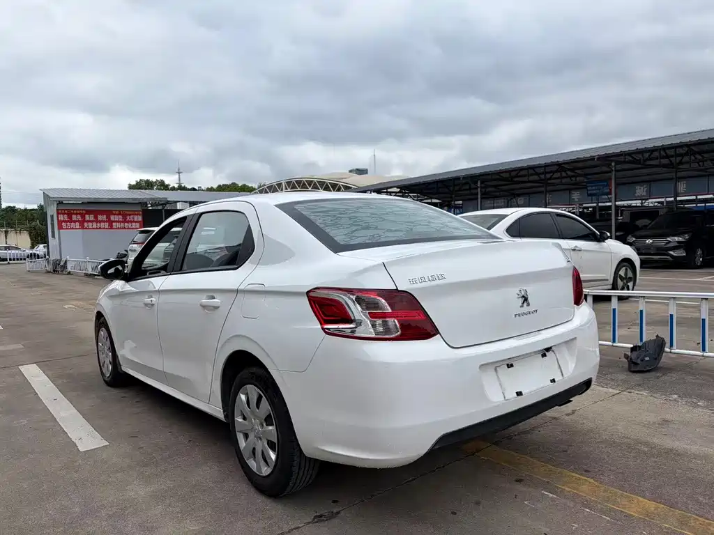 Peugeot 301 — миниатюра 7