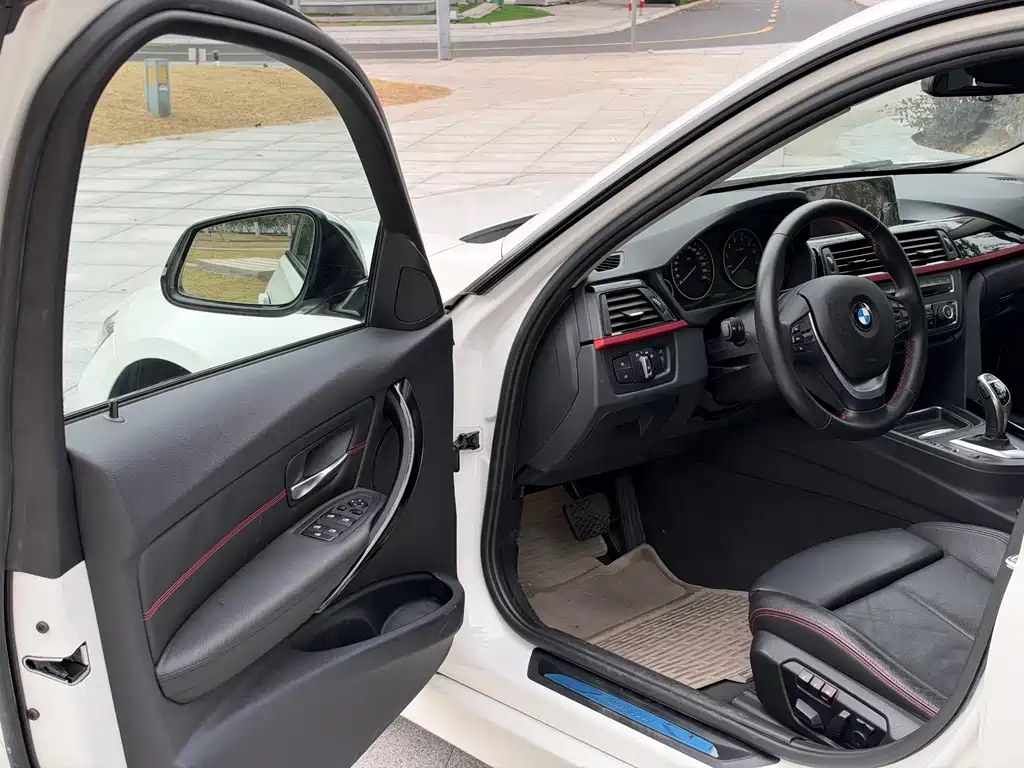 BMW 3 Series (Import) — миниатюра 7