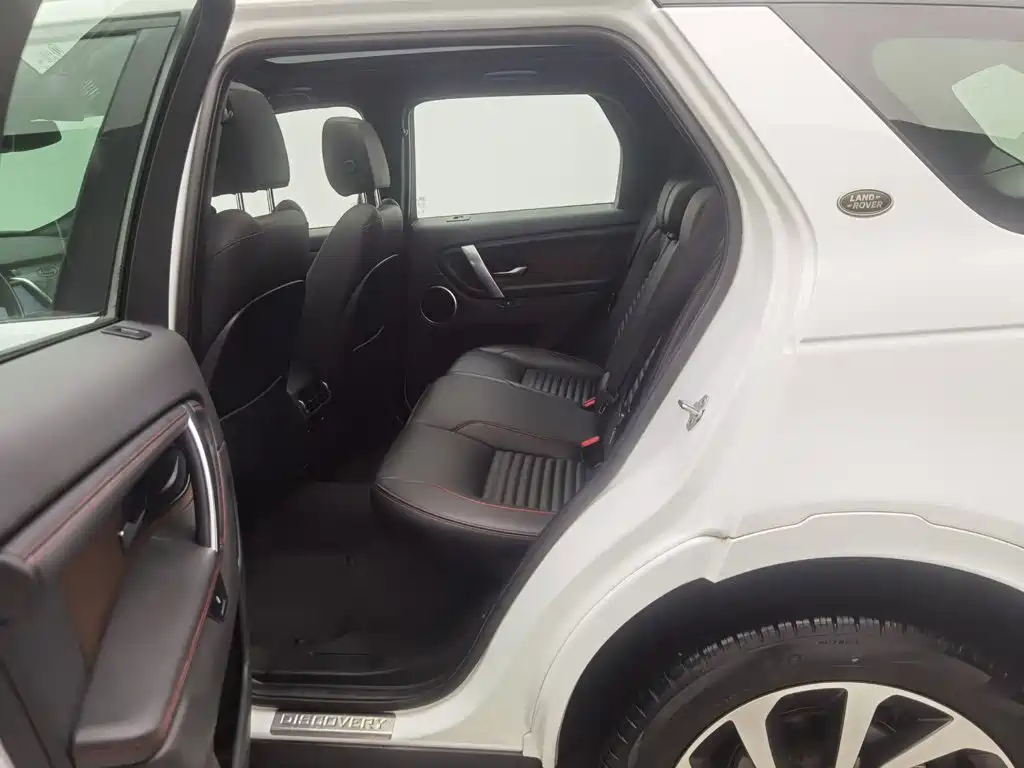 Land Rover Discovery Sport — миниатюра 15