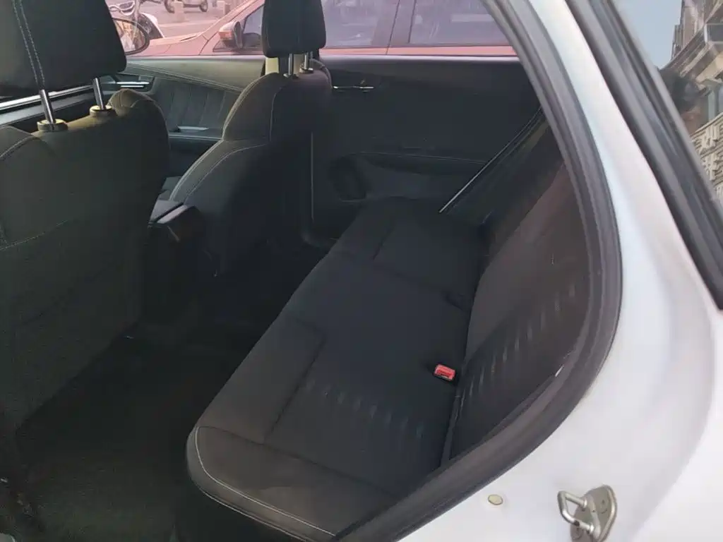 BYD e2 — миниатюра 17