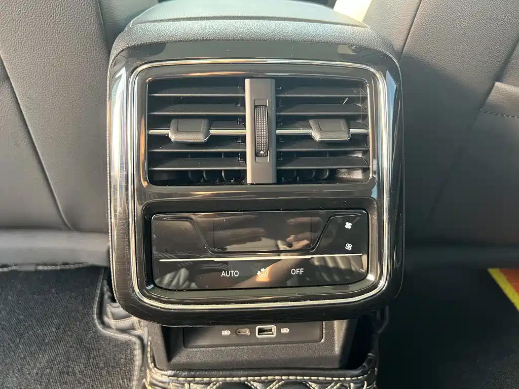 Volkswagen Passat — миниатюра 14