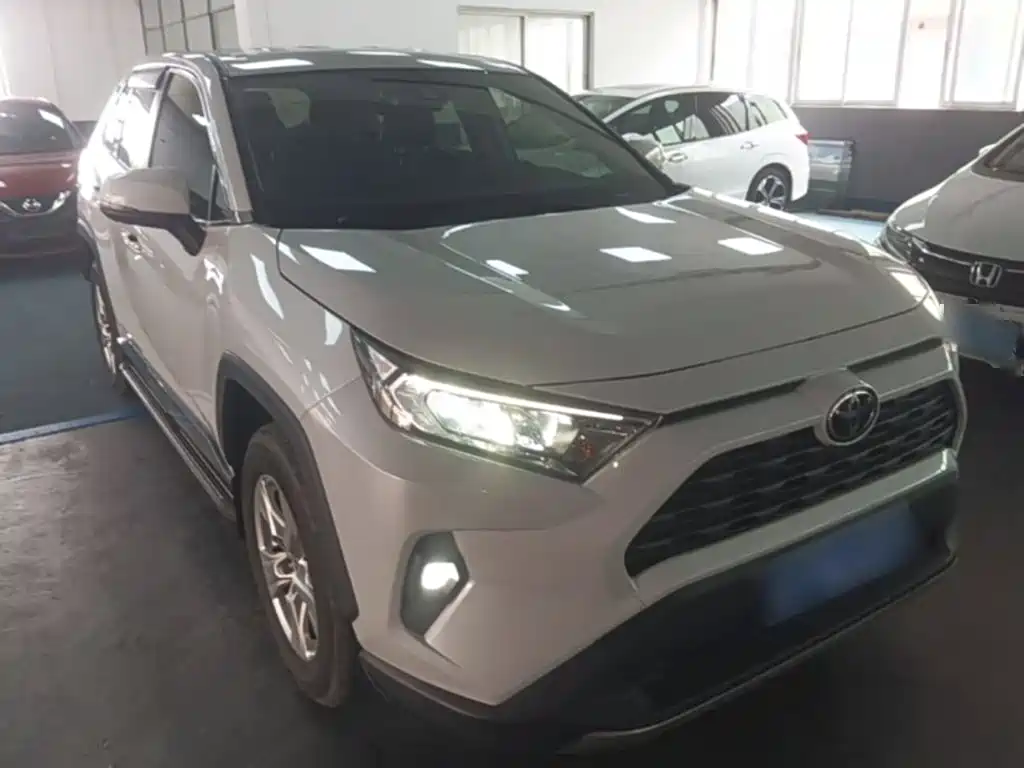 Toyota RAV4 2023 2.0L CVT