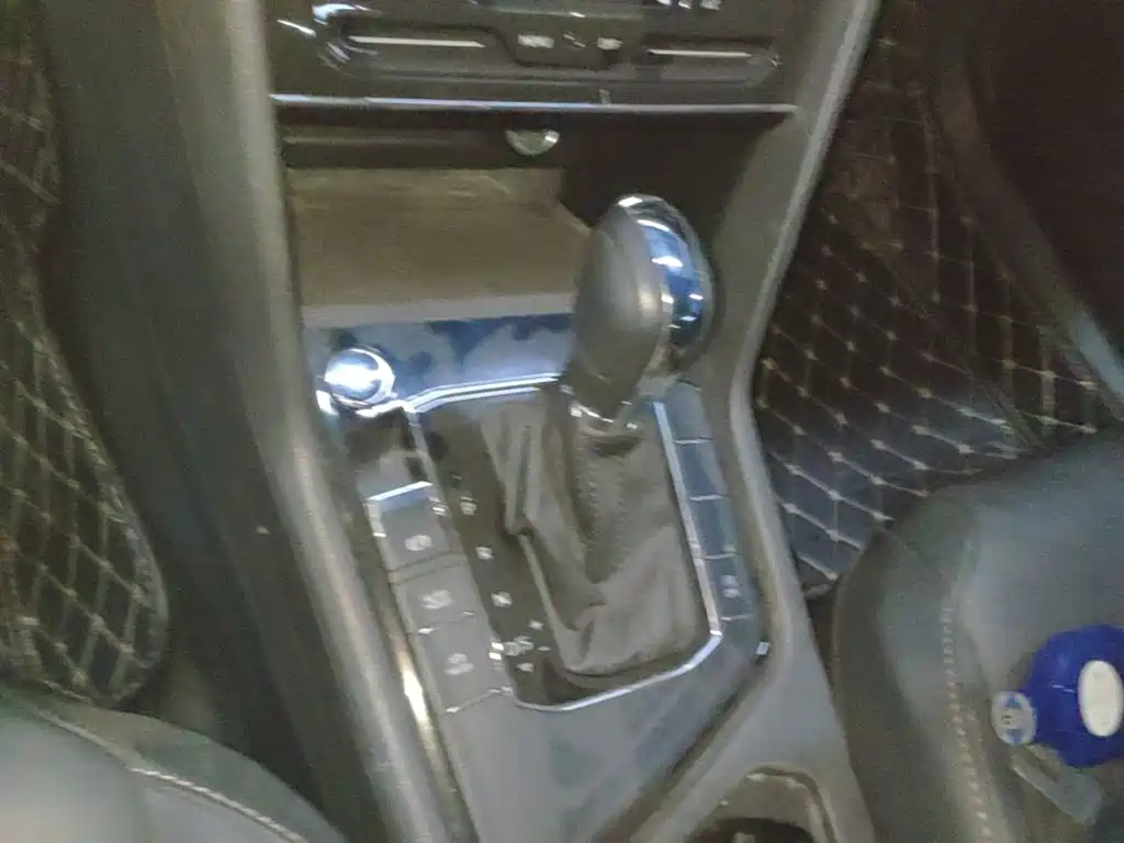 Volkswagen Tharu — миниатюра 14