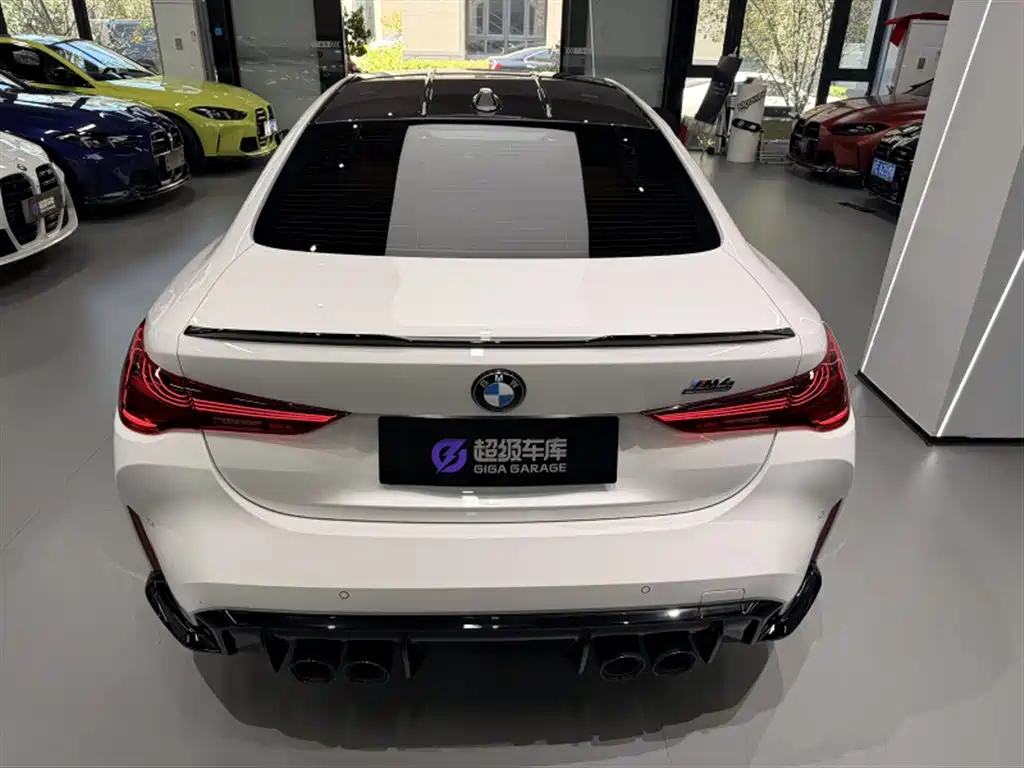 BMW M4 — миниатюра 6