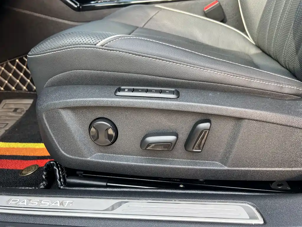 Volkswagen Passat — миниатюра 12