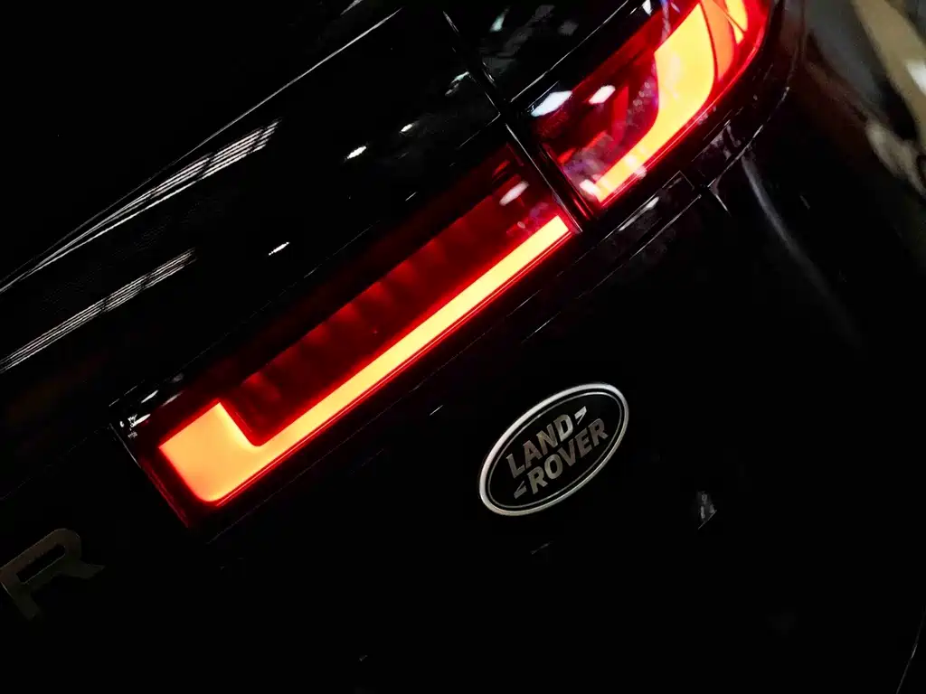 Land Rover Sport — миниатюра 6