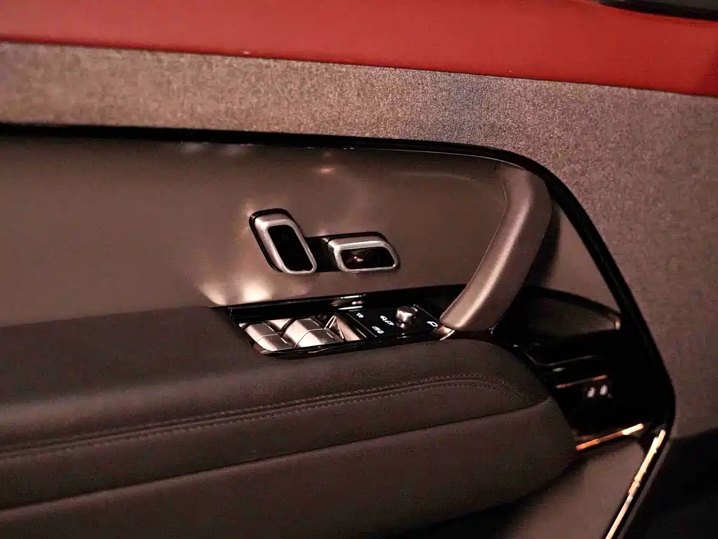 Land Rover Sport — миниатюра 11