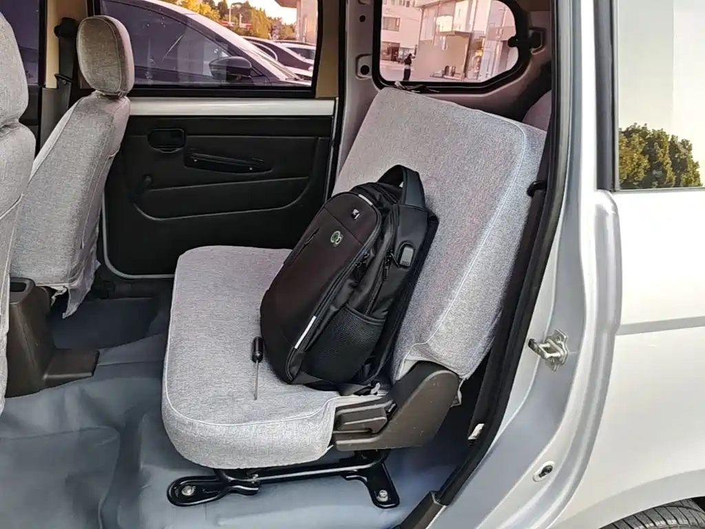 Wuling Hongguang — миниатюра 17