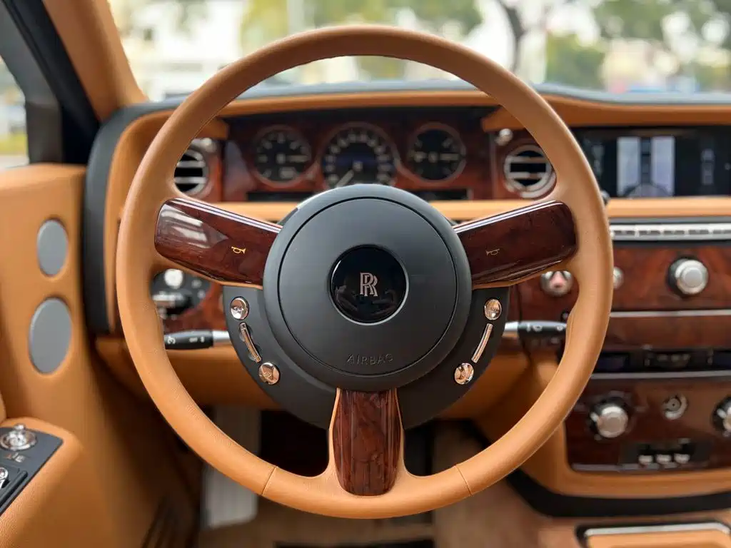 Rolls-Royce Phantom — миниатюра 25