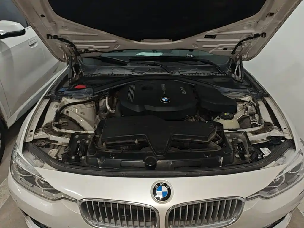BMW 3 Series — миниатюра 25
