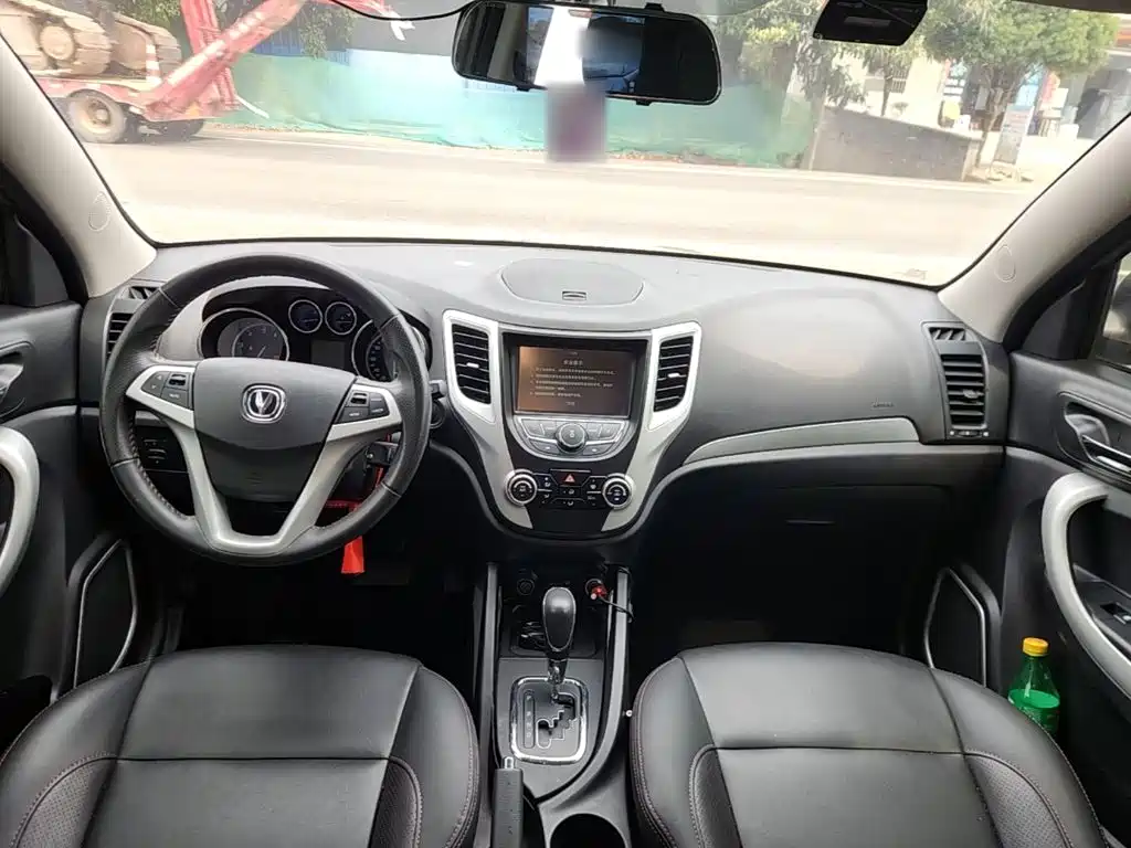 Changan CS35 — миниатюра 10