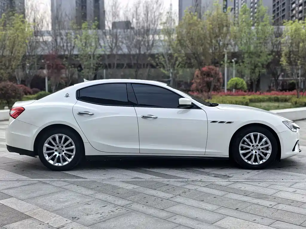 Maserati Ghibli 2014 3.0T Standard