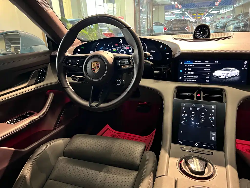 Porsche Taycan — миниатюра 21