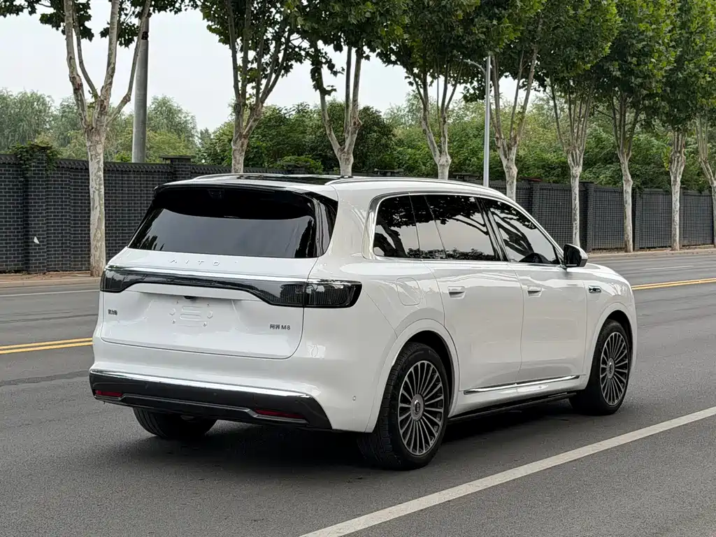 AITO AITO M8 — миниатюра 6