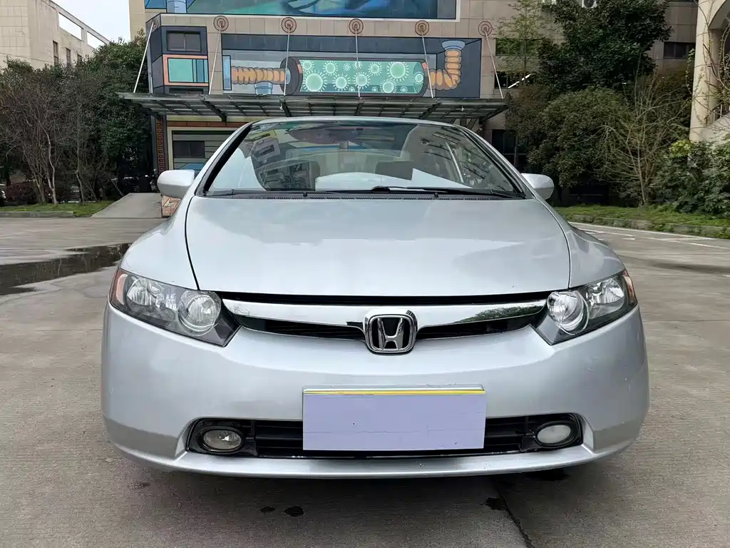 Honda Civic — миниатюра 2