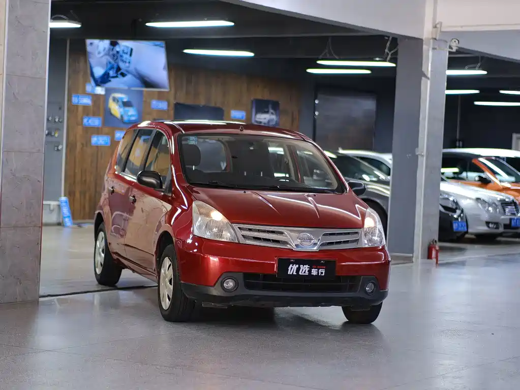 Nissan Livina — миниатюра 15