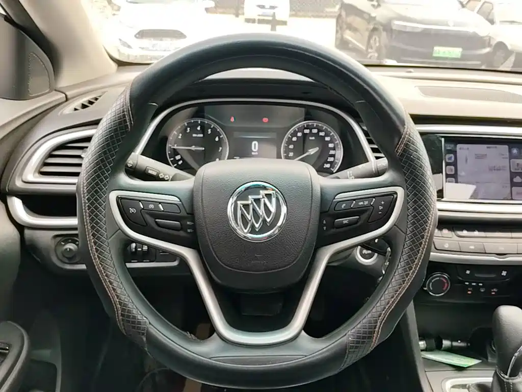 Buick Excelle — миниатюра 7