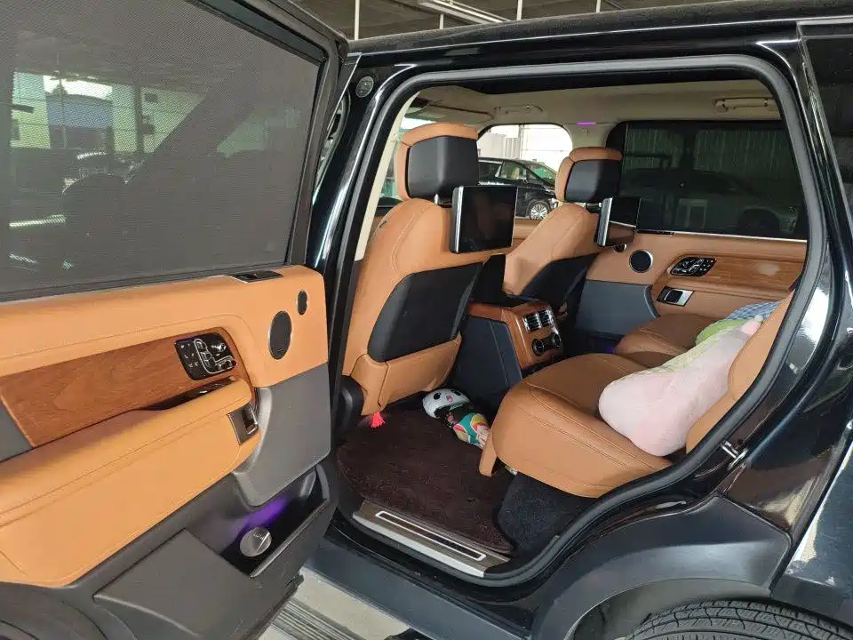 Land Rover Range Rover — миниатюра 6