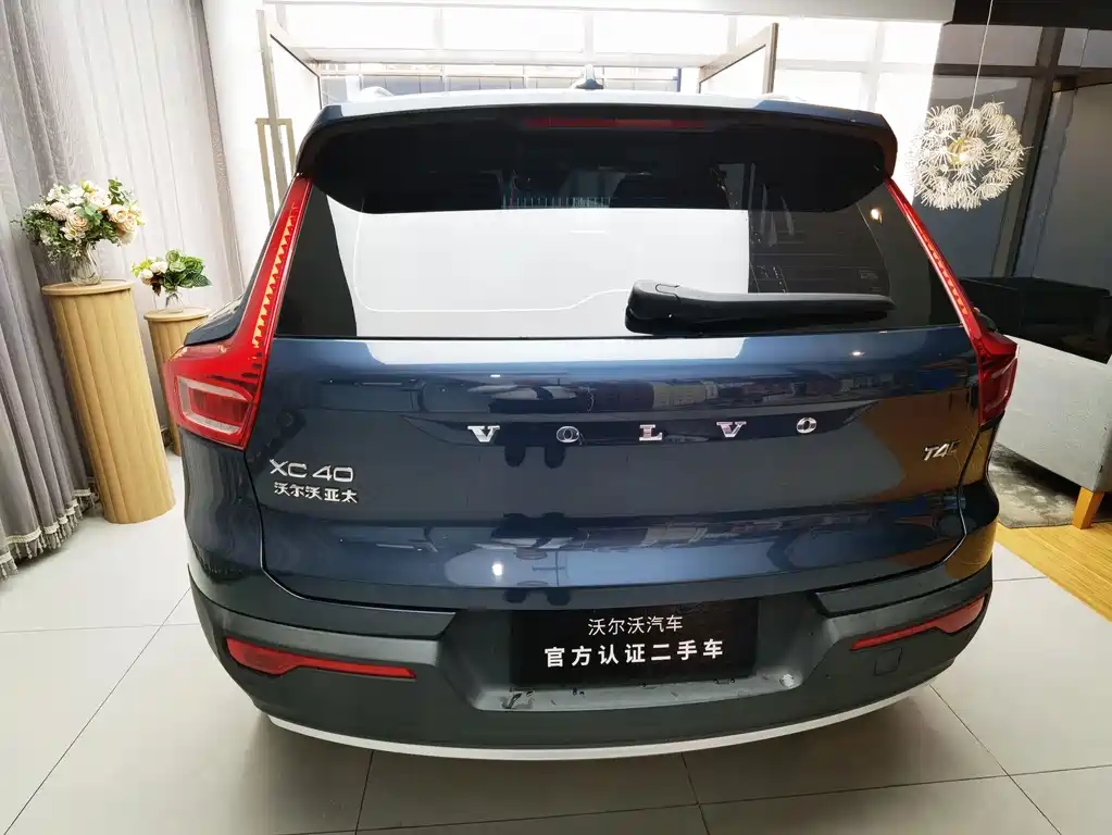 Volvo XC40 — миниатюра 5