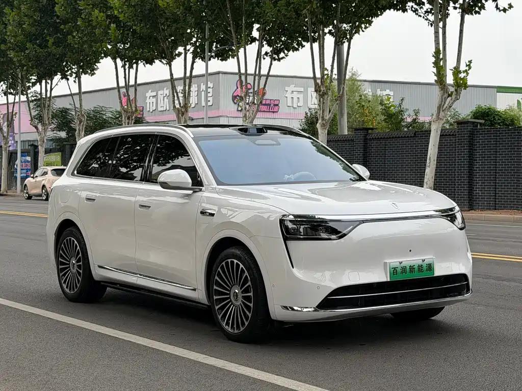 AITO AITO M8 — миниатюра 2