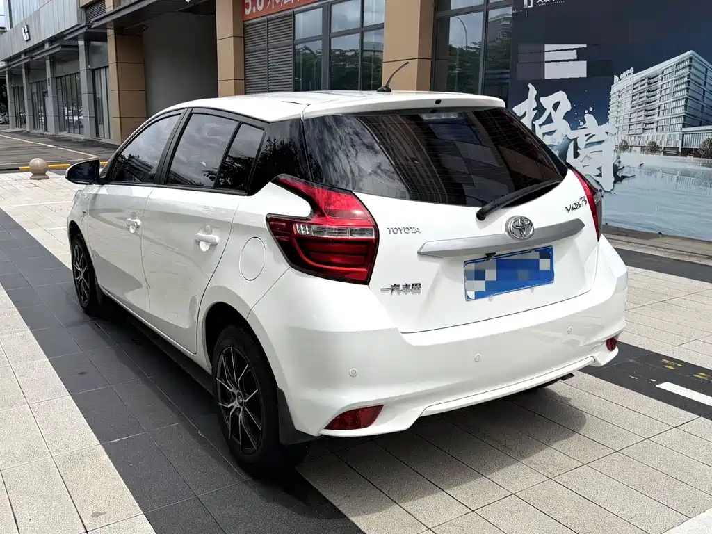 Toyota Vios FS — миниатюра 9
