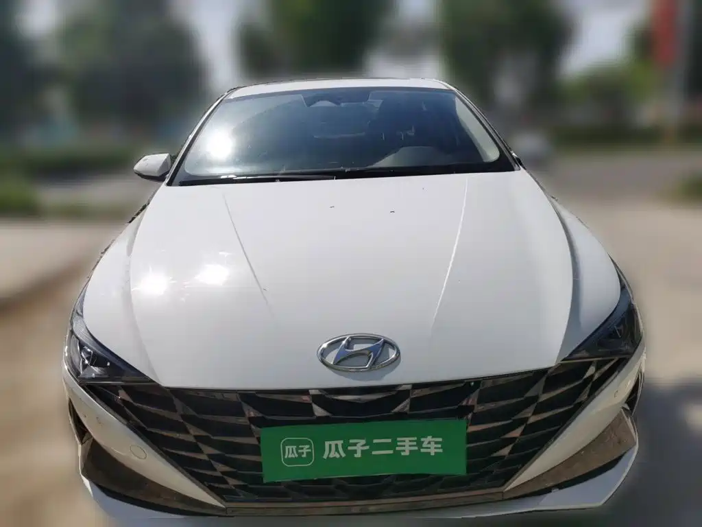 Hyundai Elantra — миниатюра 2