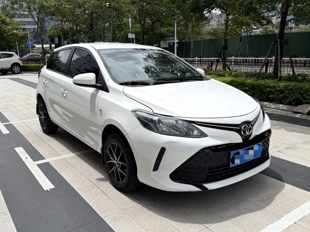 Toyota Vios FS — миниатюра 3