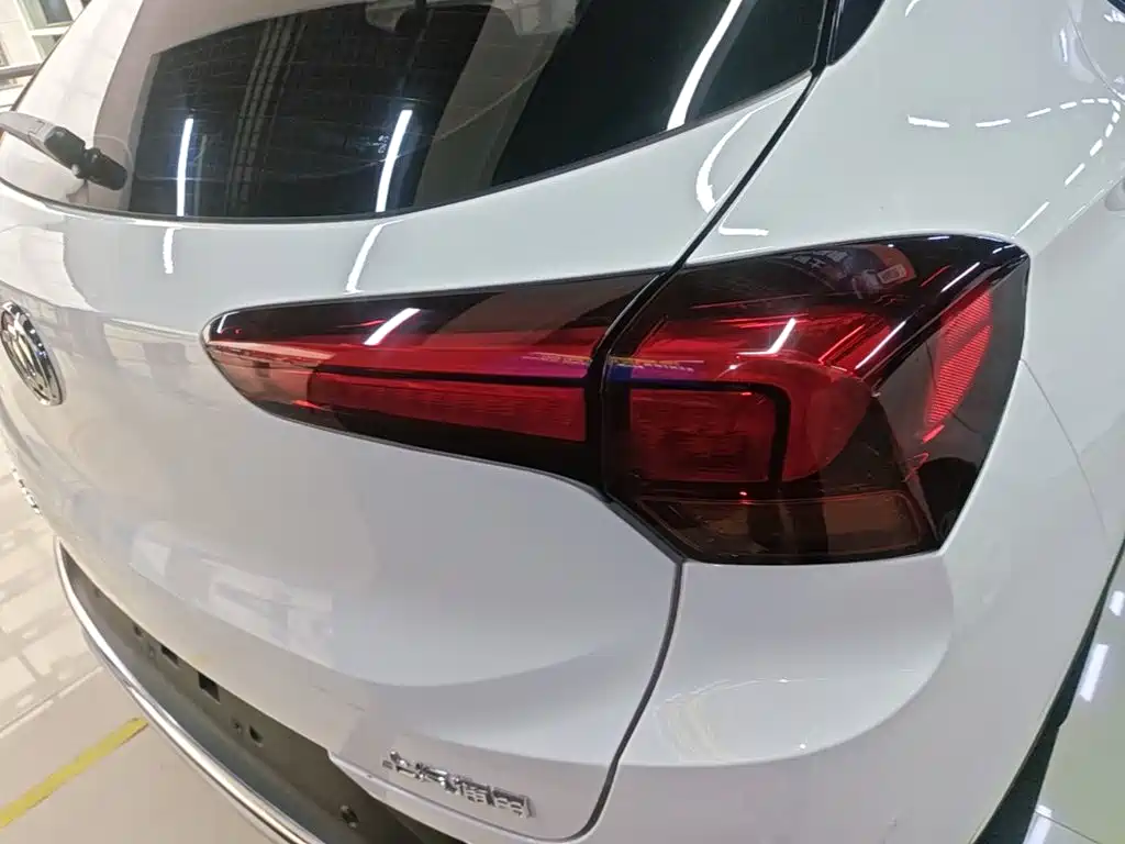 Buick Encore GX — миниатюра 8