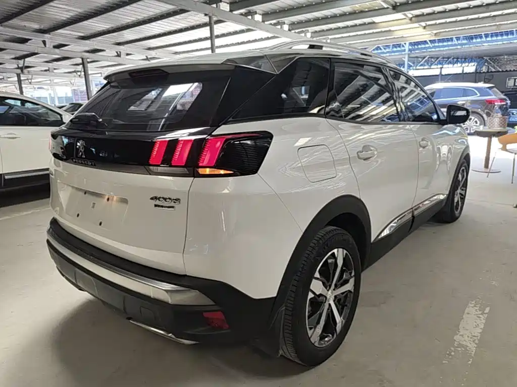 Peugeot 4008 — миниатюра 7