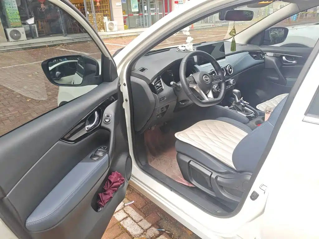 Nissan Qashqai — миниатюра 17