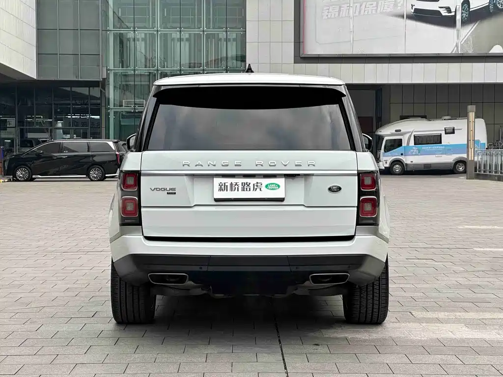 Land Rover Range Rover — миниатюра 13