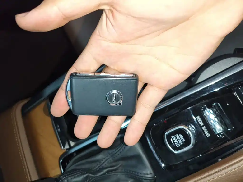 Volvo S90 — миниатюра 9