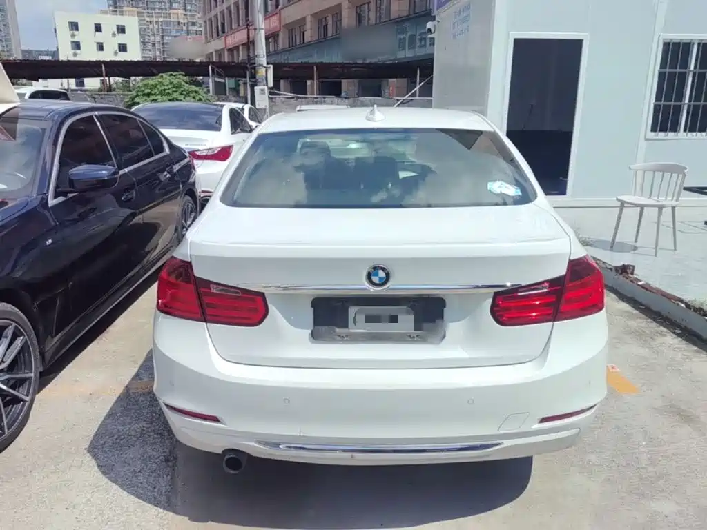 BMW 3 Series — миниатюра 6