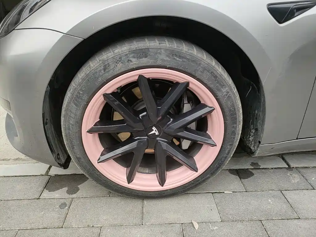 Tesla Model 3 — миниатюра 23