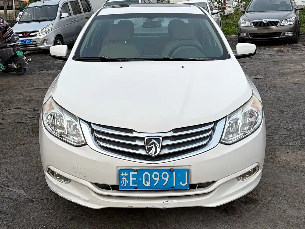 Baojun 630 2012 1.5L DVVT AT Comfort
