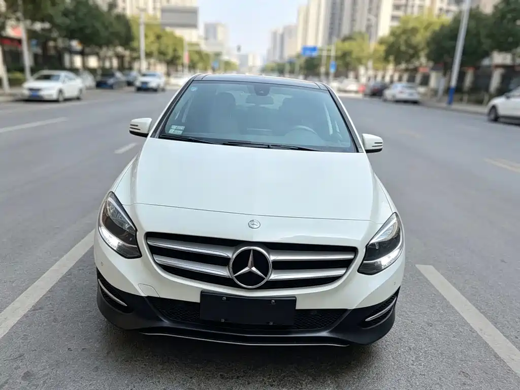 Mercedes-Benz B-Class — миниатюра 2