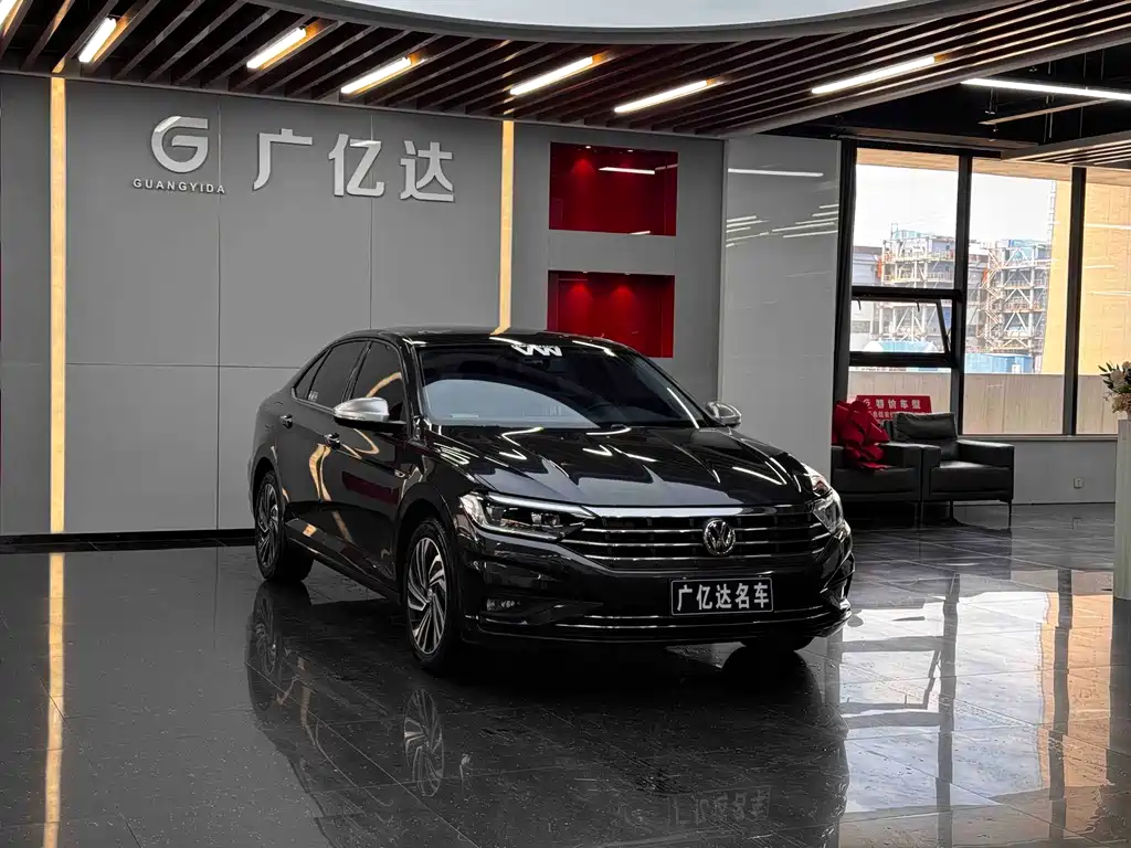 Volkswagen Sagitar — миниатюра 3