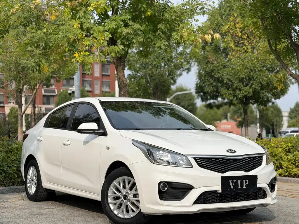 Kia K2 — миниатюра 3