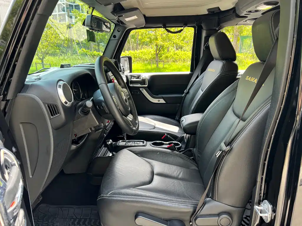Jeep Wrangler — миниатюра 10