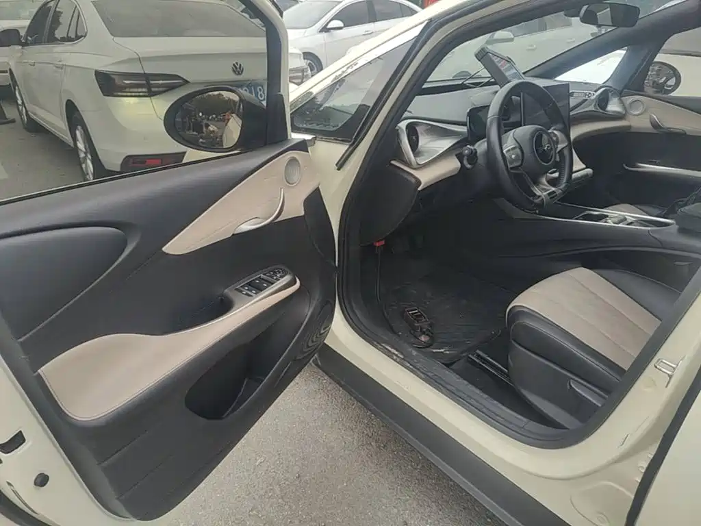 BYD Dolphin — миниатюра 16